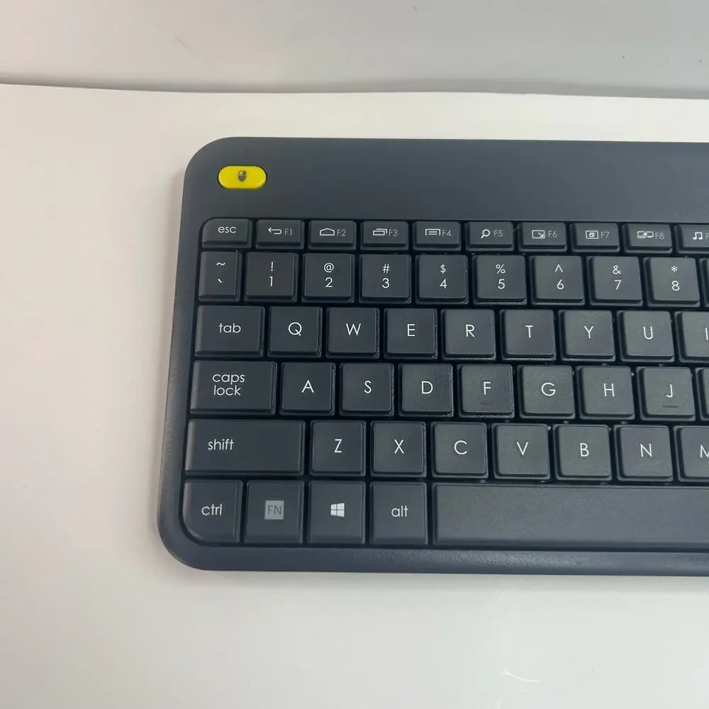 LOGITECH K400+ Wireless Keyboard and Trackpad Y-R0055 No Dongle Black